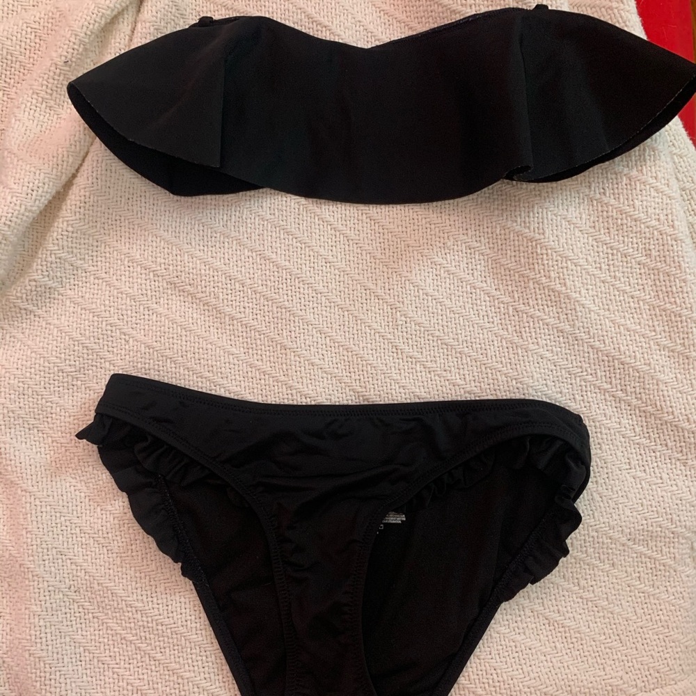 Express ruffle bikini set